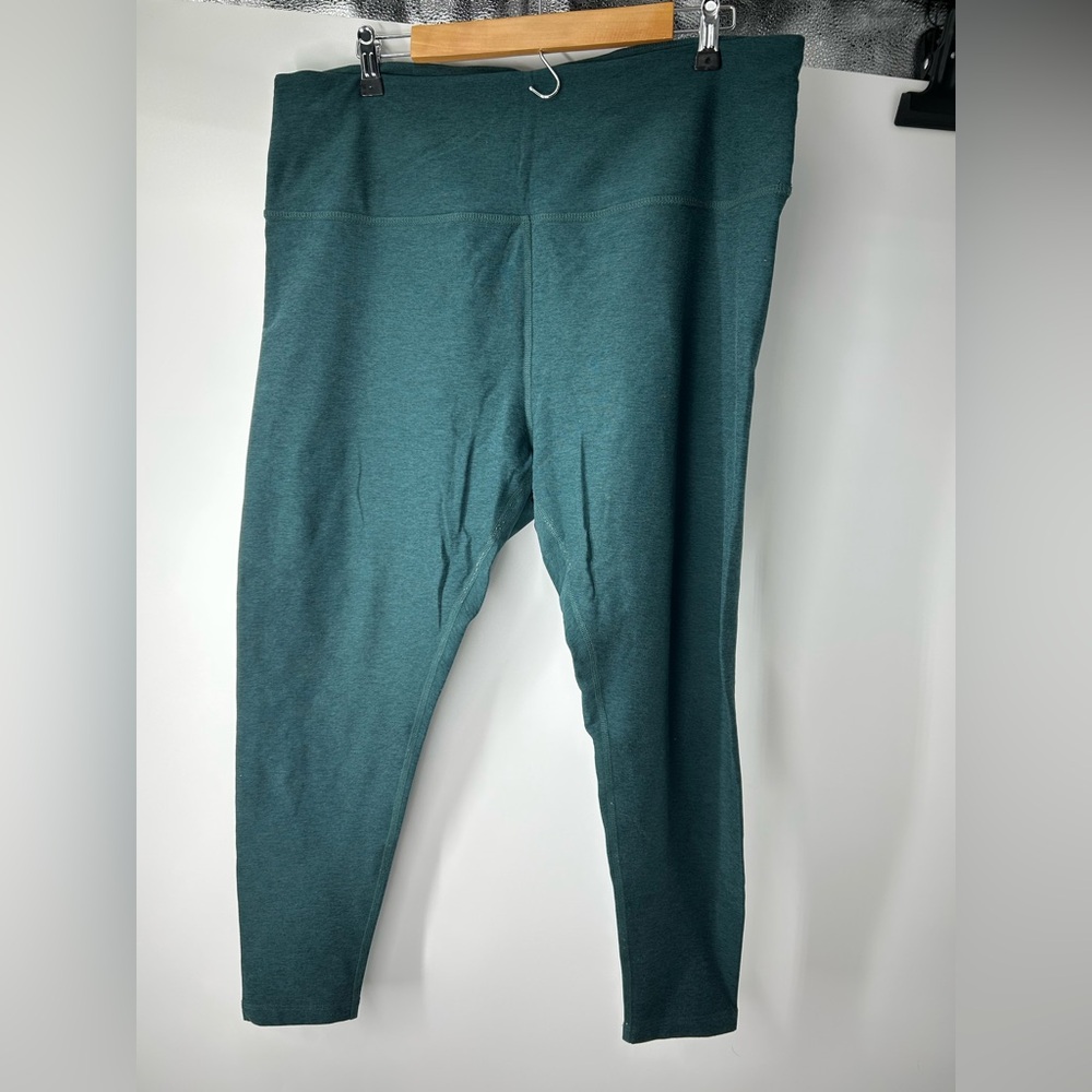 Beyond Yoga Women's Leggings in Deep Teal